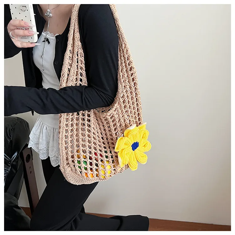 Artistic Hollow Knitted Woven Bag Women's Large Capacity  New Casual Shoulder Bag Seaside Vacation Beach Bag display picture 15