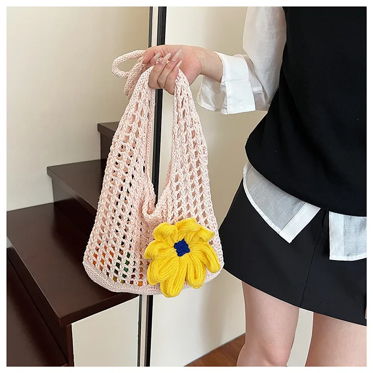 Artistic Hollow Knitted Woven Bag Women's Large Capacity  New Casual Shoulder Bag Seaside Vacation Beach Bag display picture 18