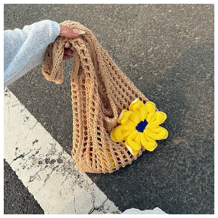 Artistic Hollow Knitted Woven Bag Women's Large Capacity  New Casual Shoulder Bag Seaside Vacation Beach Bag display picture 34