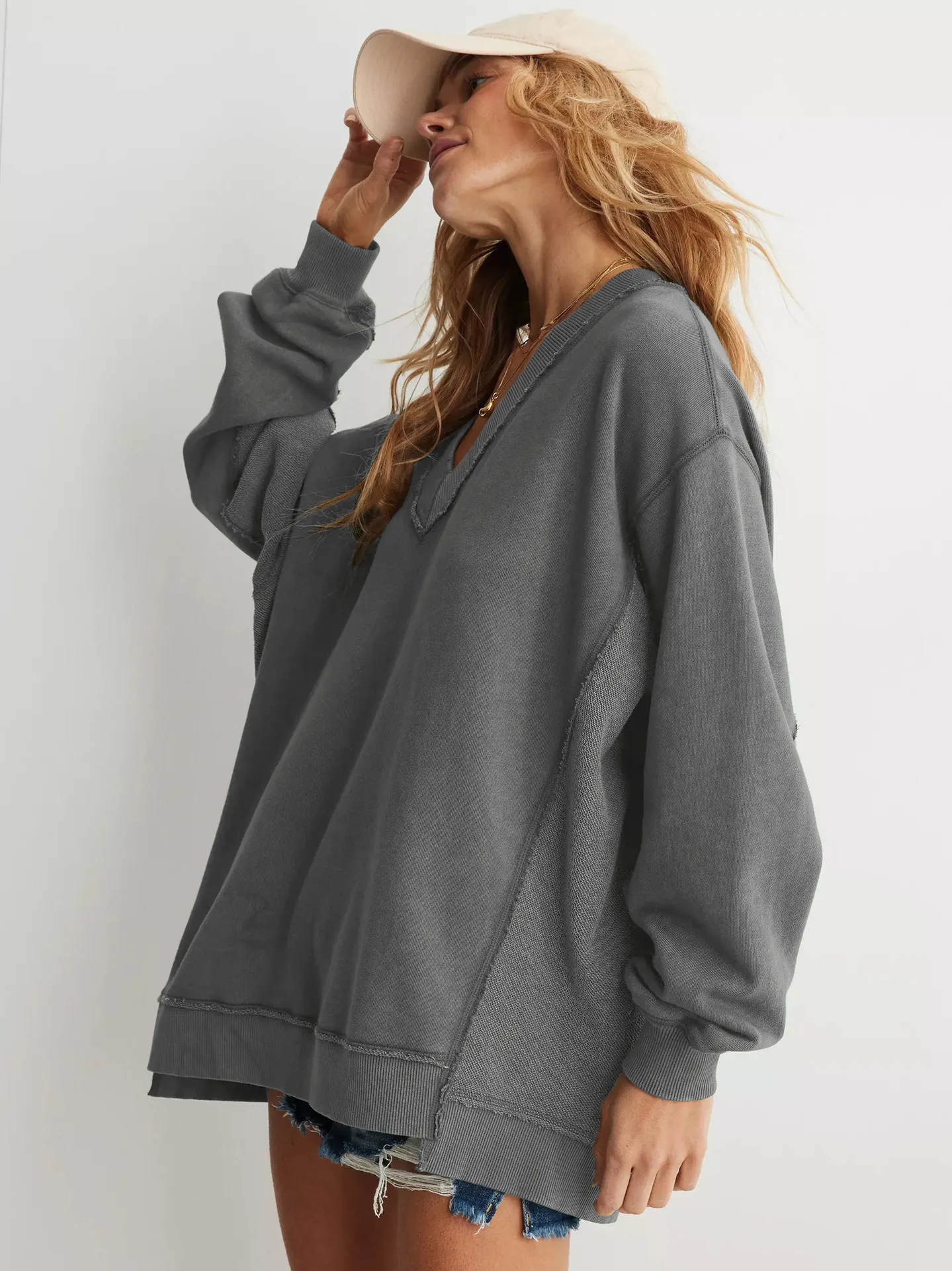 Wish  Hot Selling New  Women's Fashion Brand Pullover Sweater Jacket Loose Long Sleeve Top Knitted Shirt display picture 4