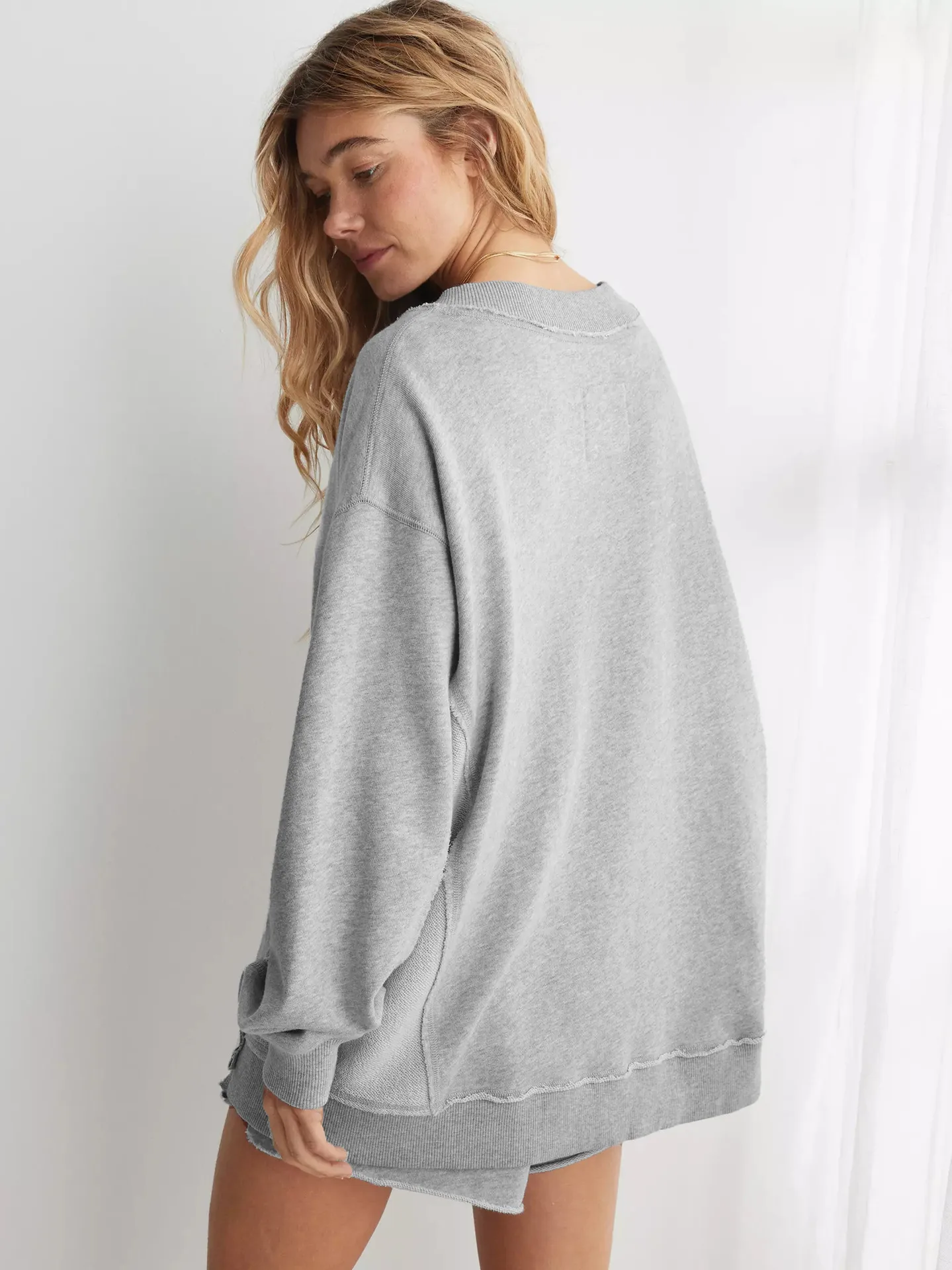 Wish  Hot Selling New  Women's Fashion Brand Pullover Sweater Jacket Loose Long Sleeve Top Knitted Shirt display picture 12