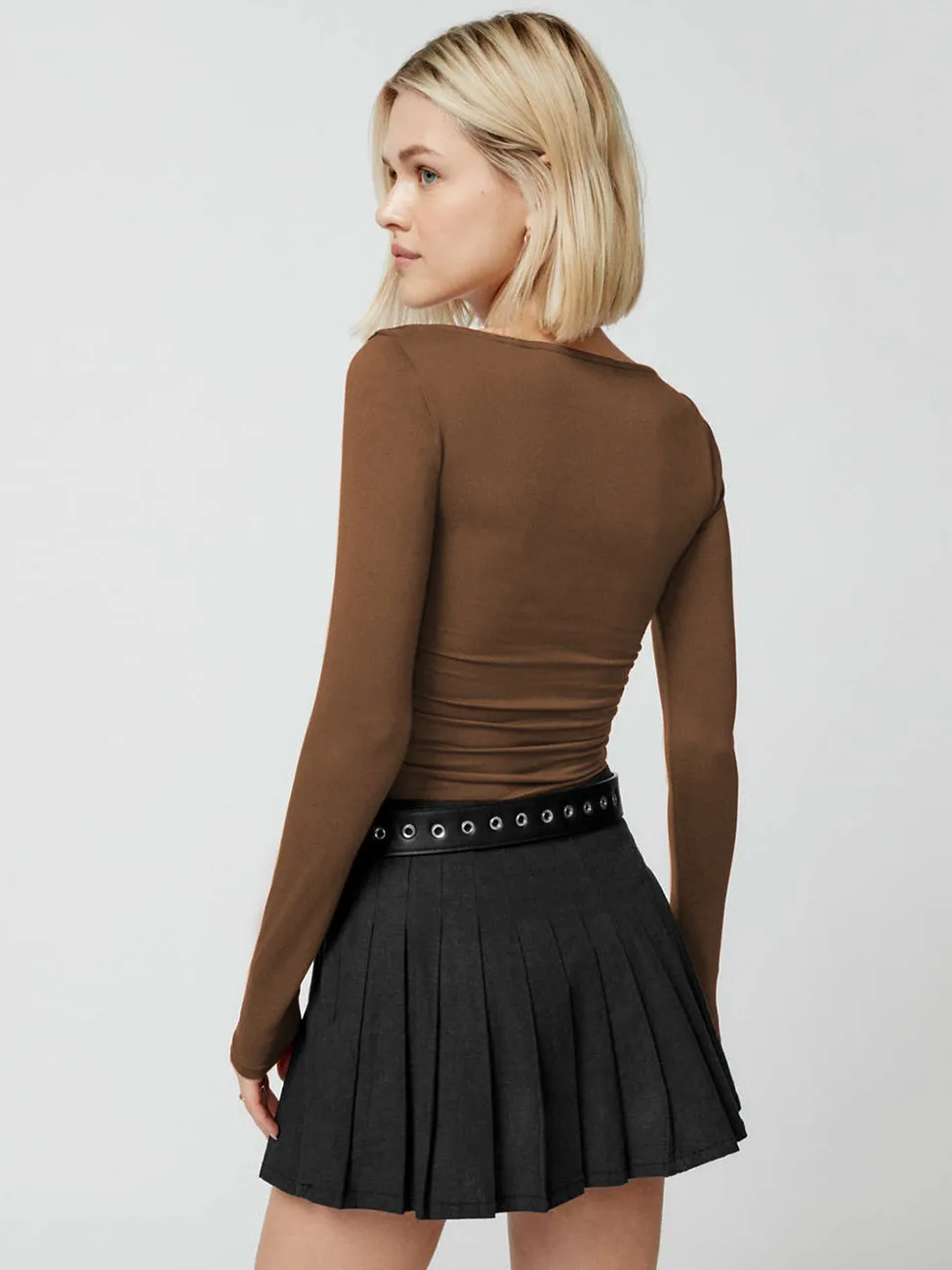 Spot Wholesale Hot Summer Women's Long Sleeve Square Collar Slim Top Fashion Solid Color All-match High-end Women's Clothing display picture 23