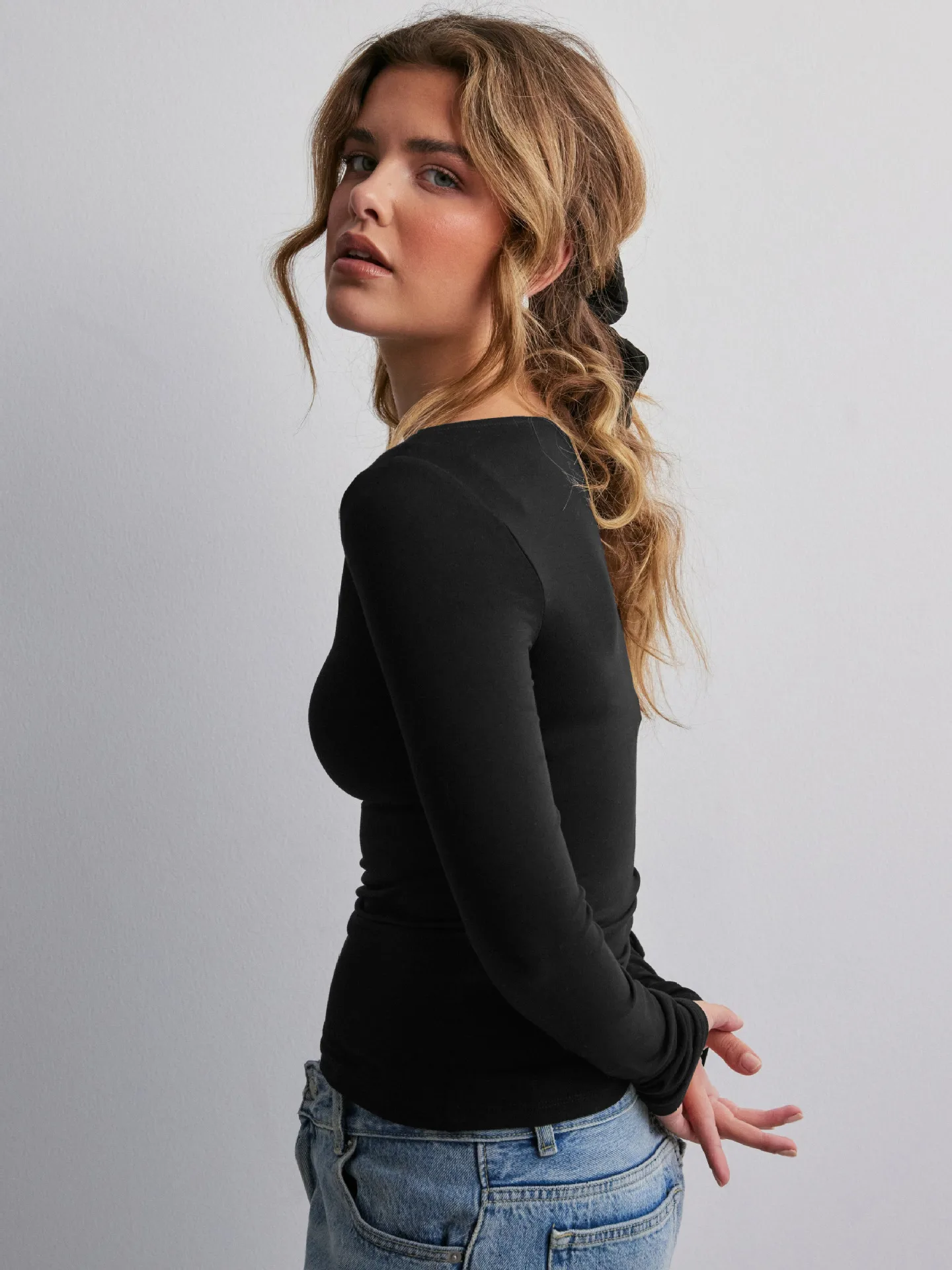 Personality Street One-character Collar Long-sleeved Naked Single-grind Slim-fit T-shirt Casual Style Slim-fit Y2K Hot Girl Top display picture 20