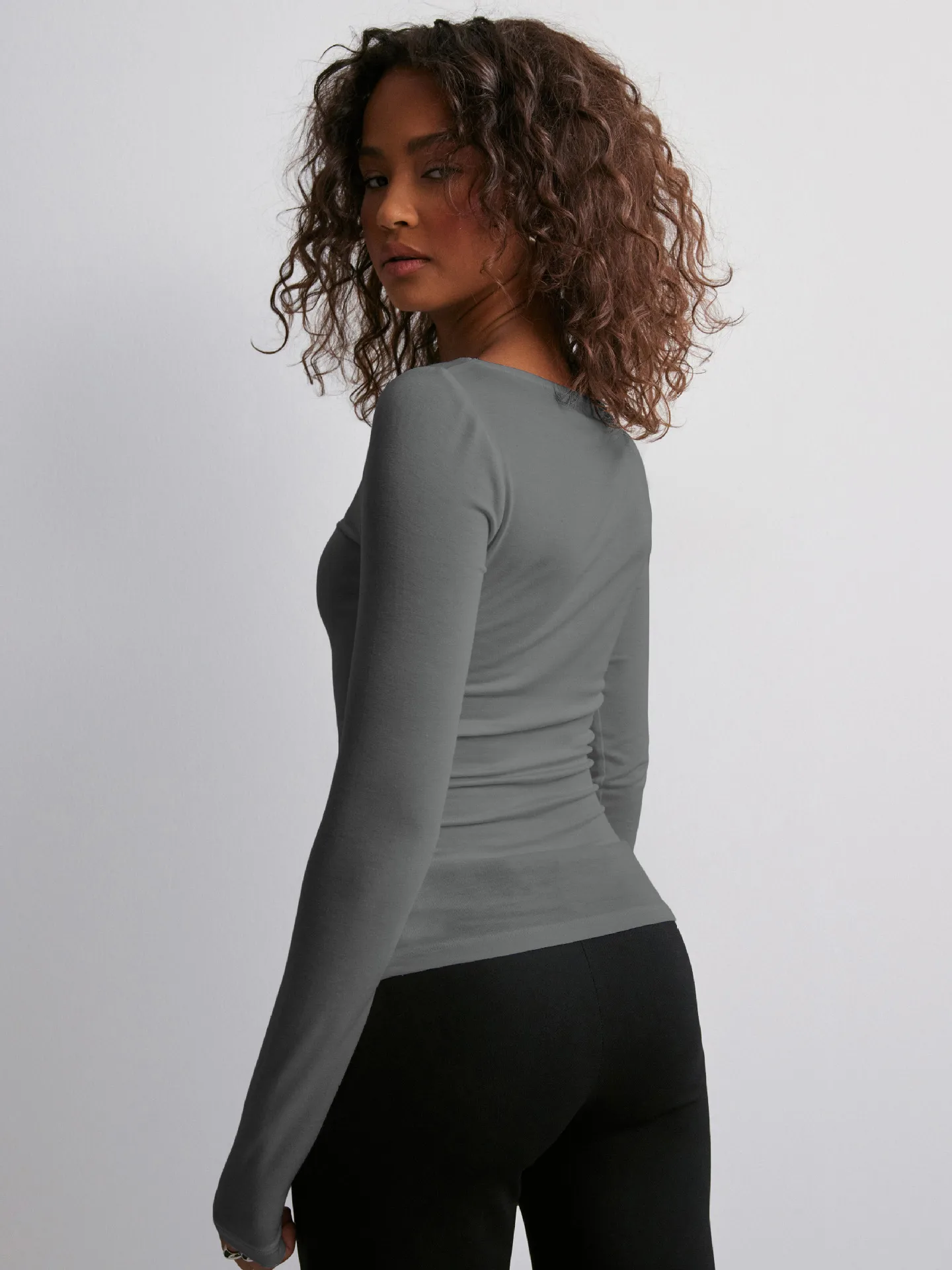 Personality Street One-character Collar Long-sleeved Naked Single-grind Slim-fit T-shirt Casual Style Slim-fit Y2K Hot Girl Top display picture 27