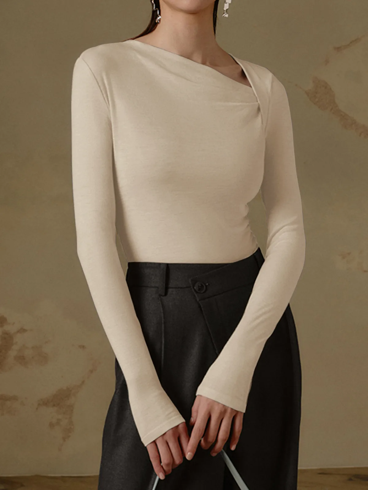 New -style Hot Sale Women's Pullover Slim-fit Oblique Collar Long-sleeved Sexy Top Elegant High-end All-match display picture 7