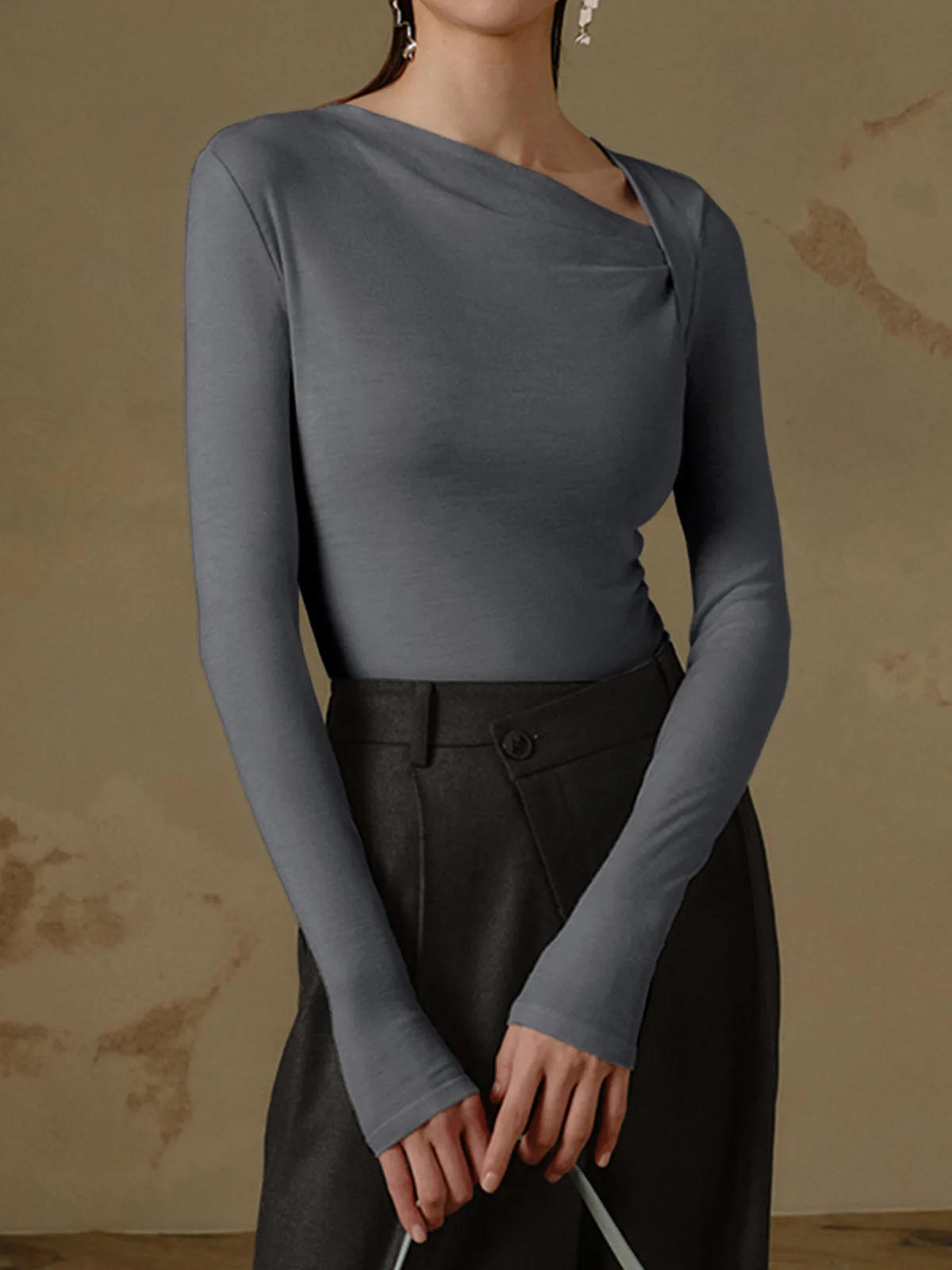 New -style Hot Sale Women's Pullover Slim-fit Oblique Collar Long-sleeved Sexy Top Elegant High-end All-match display picture 12