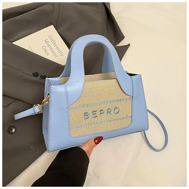 Trendy Small Square Bag  Fashion Shoulder Bag Letter Printing Women's Bag New Simple Handbag  Crossbody Bag display picture 20