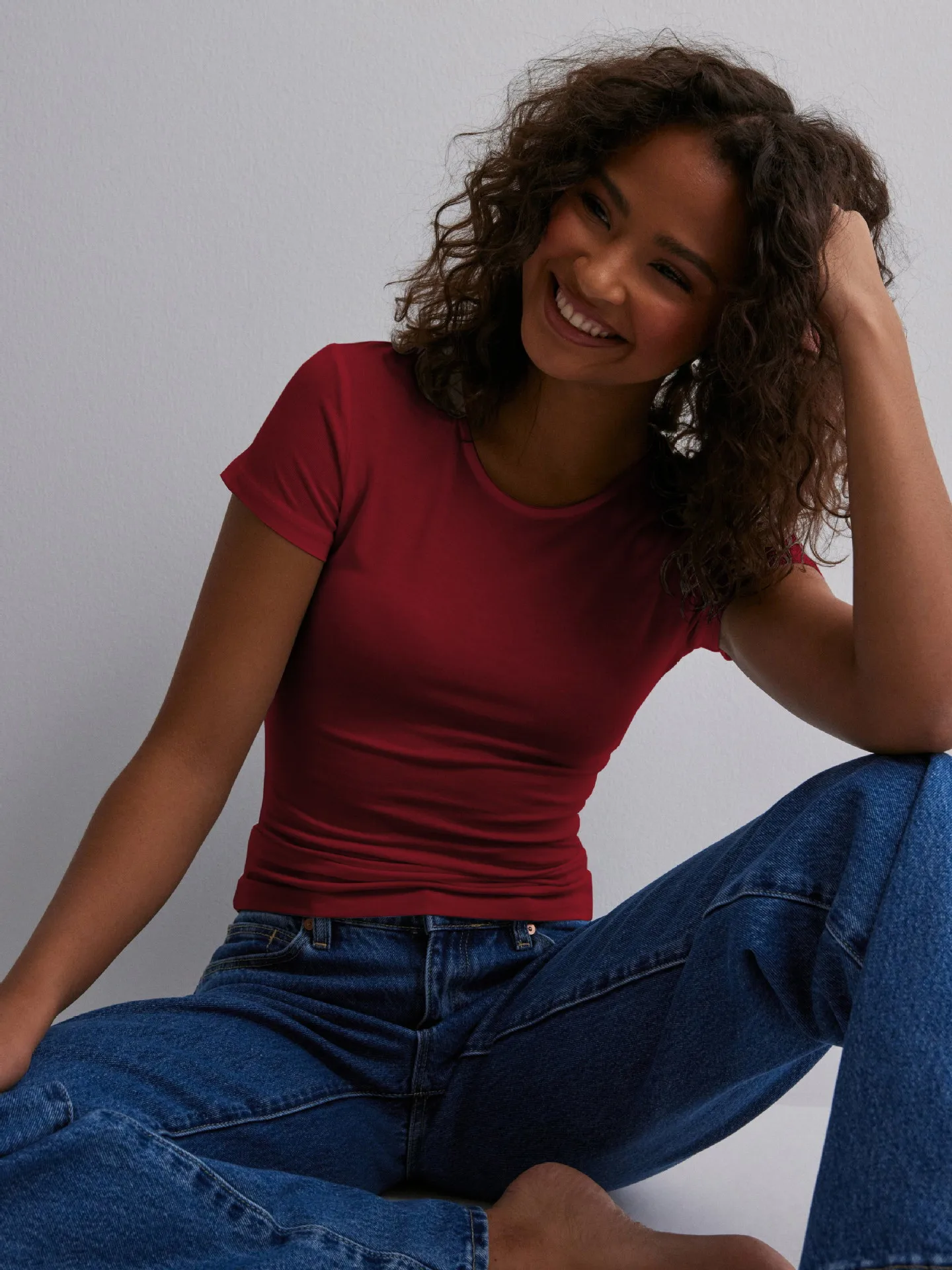 Summer  Solid Color Round Neck Fashion Brand Short Sleeve Fashionable Sexy Slim Y2g Pure Desire Top Hot Girl T-shirt display picture 3