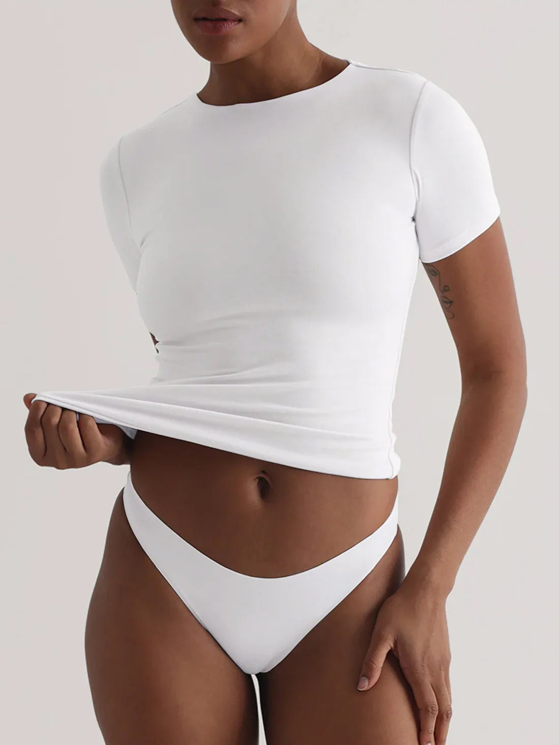 Y2g New Texture  Women's Plain Short-sleeved T-shirt Round Neck Slim Fit Hot Girl Pure Desire Top display picture 5