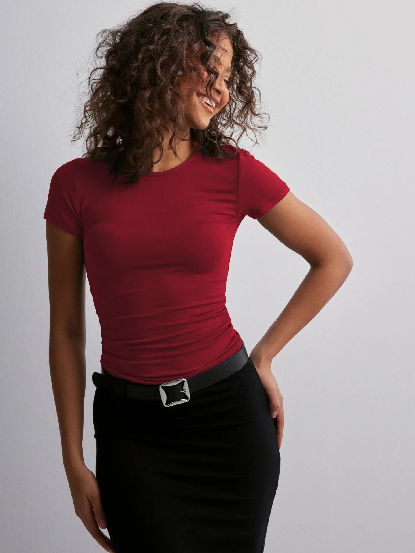 Summer  Solid Color Round Neck Fashion Brand Short Sleeve Fashionable Sexy Slim Y2g Pure Desire Top Hot Girl T-shirt display picture 4