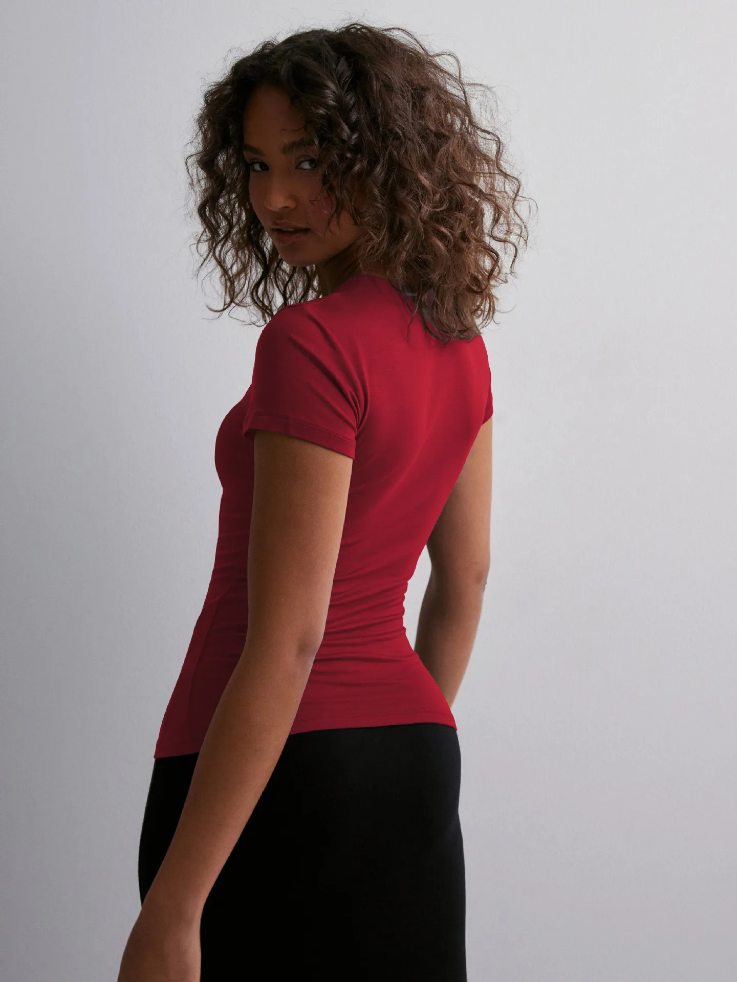 Summer  Solid Color Round Neck Fashion Brand Short Sleeve Fashionable Sexy Slim Y2g Pure Desire Top Hot Girl T-shirt display picture 5