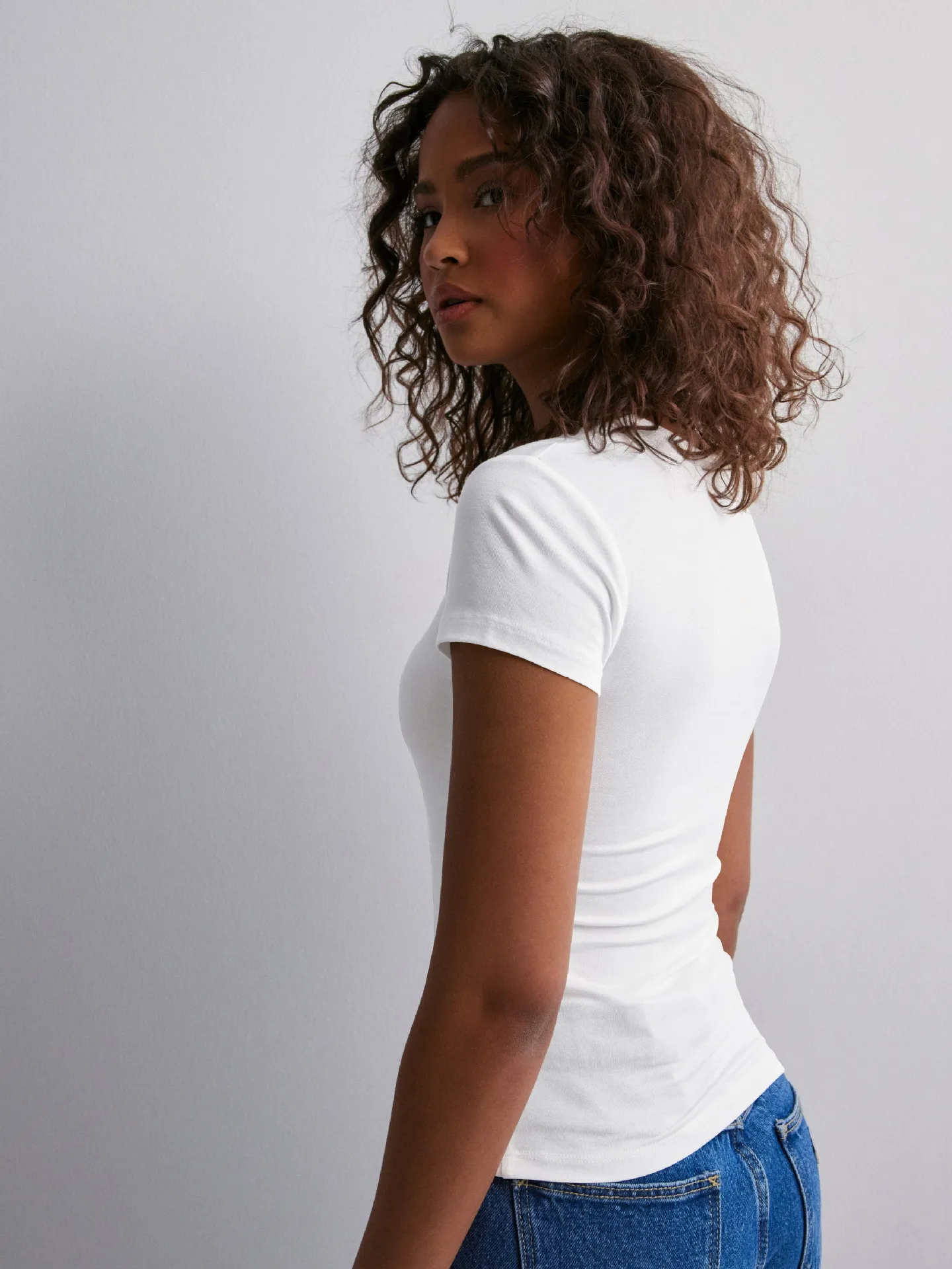 Summer  Solid Color Round Neck Fashion Brand Short Sleeve Fashionable Sexy Slim Y2g Pure Desire Top Hot Girl T-shirt display picture 12