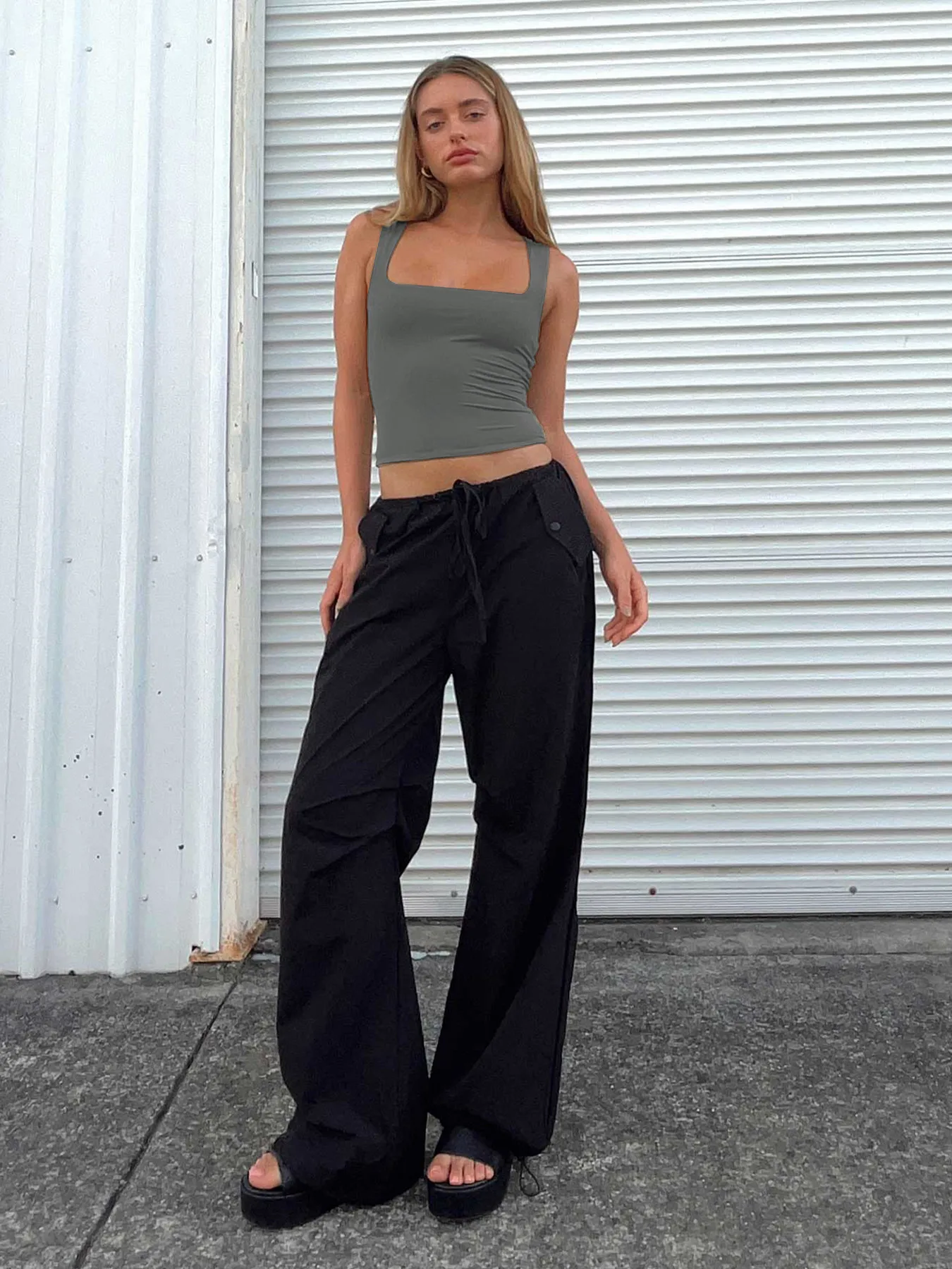 Y2g Women's Clothing New Sexy Square Collar Slim Sleeveless Vest Hot Girl Navel Bm Top Outer Wear Summer display picture 24
