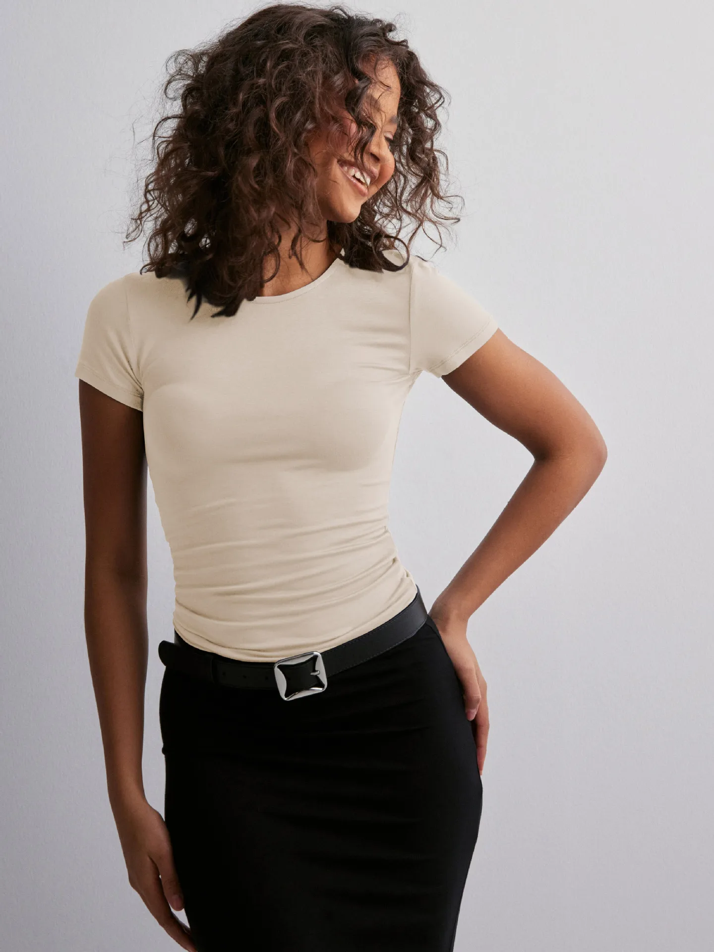 Summer  Solid Color Round Neck Fashion Brand Short Sleeve Fashionable Sexy Slim Y2g Pure Desire Top Hot Girl T-shirt display picture 15