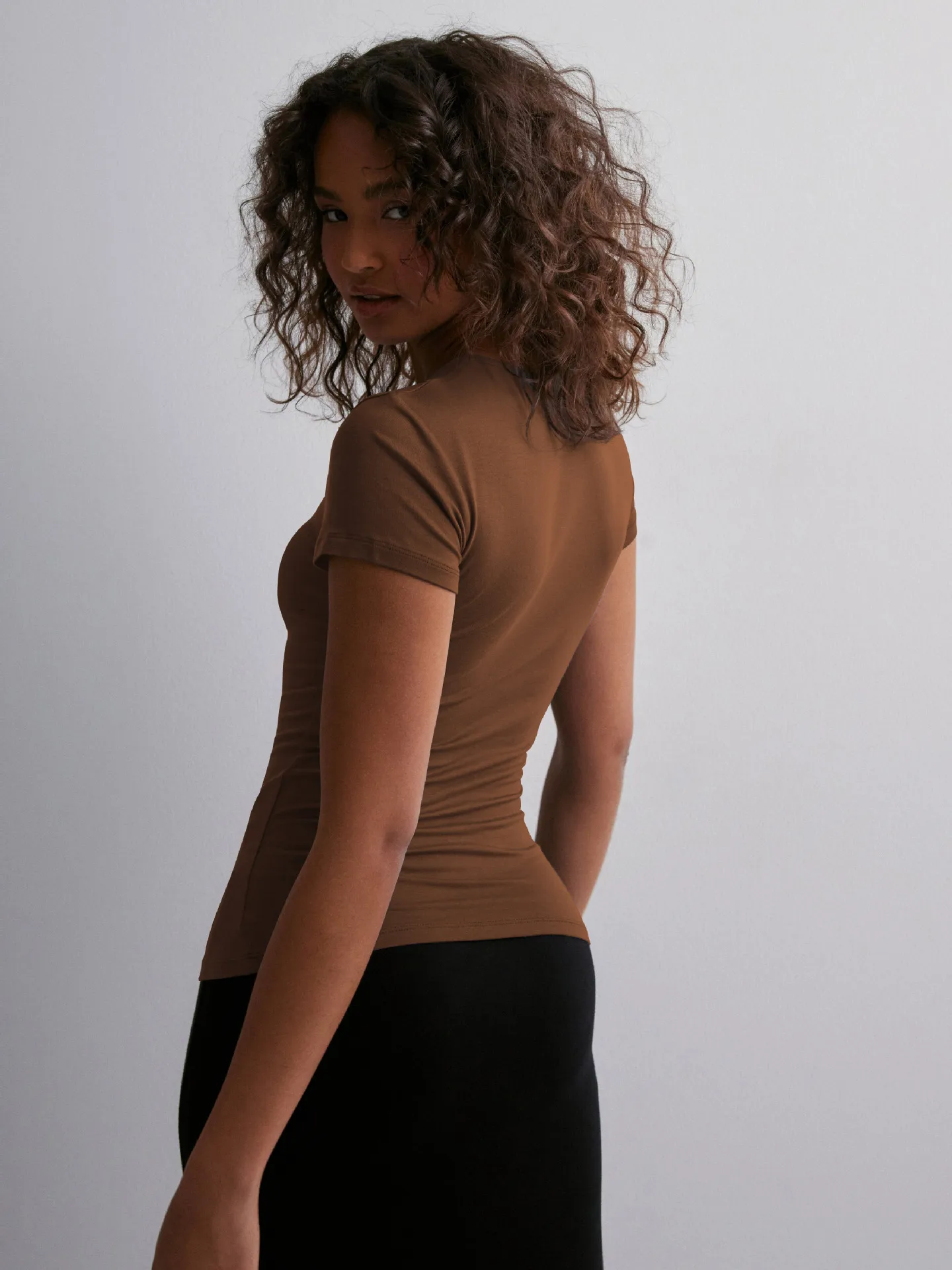 Summer  Solid Color Round Neck Fashion Brand Short Sleeve Fashionable Sexy Slim Y2g Pure Desire Top Hot Girl T-shirt display picture 24