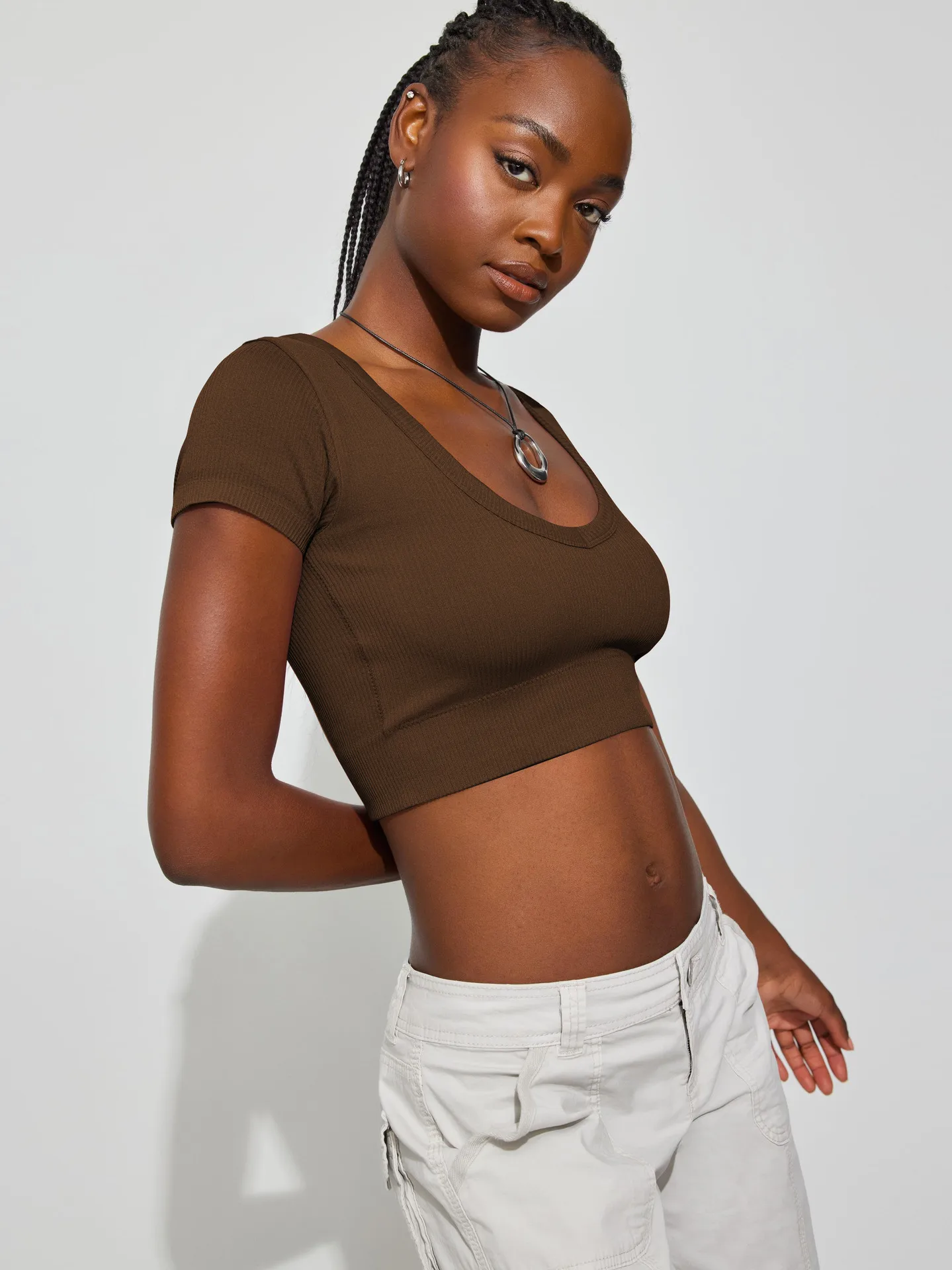 Spring And Summer Y2g Women's Clothing New U-collar Navel-exposed Bm Top Outer Wear Hot Girl Slimming Pure Desire Short Sleeve T-shirt Inner Wear display picture 16