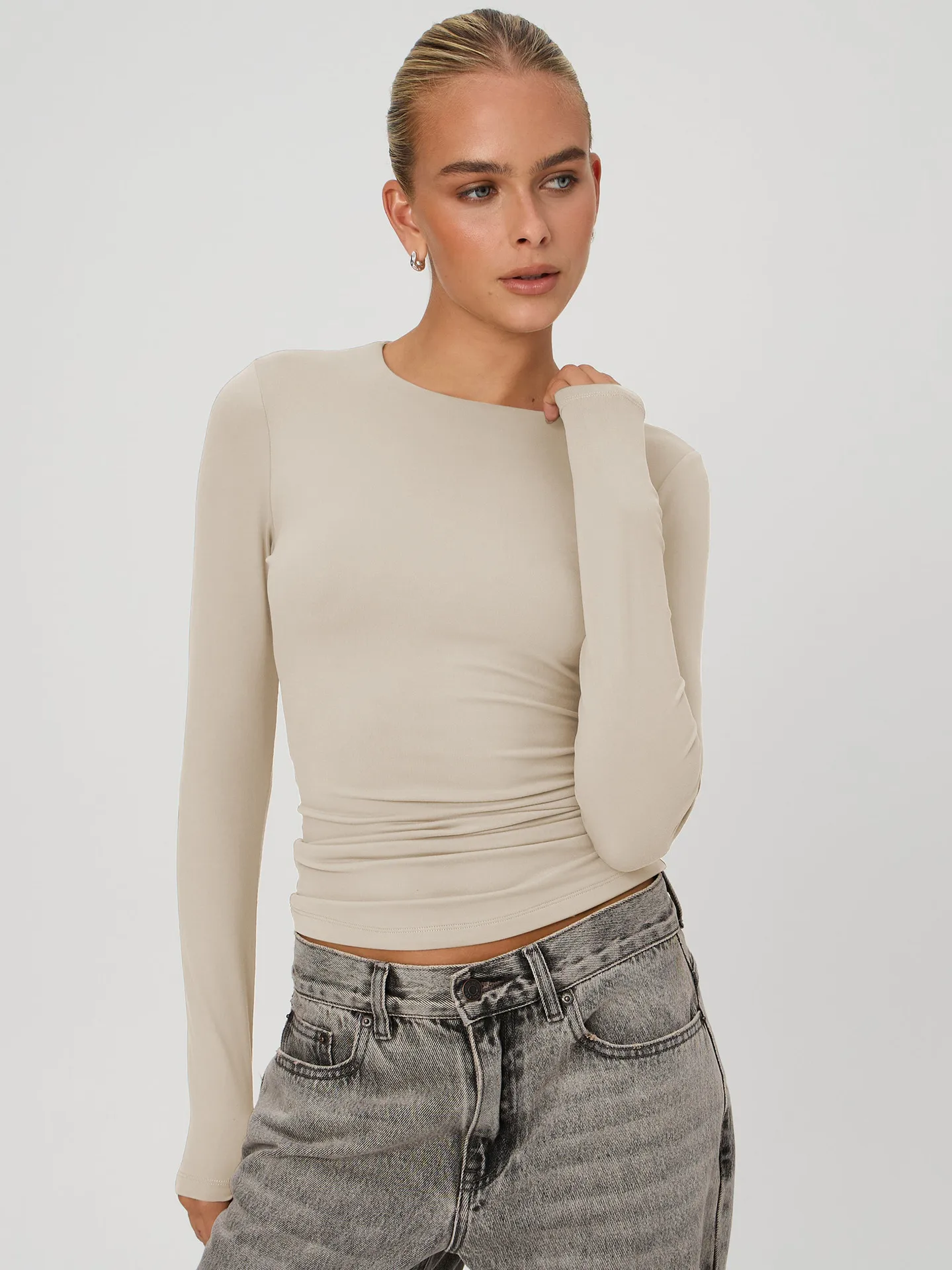 New  Naked Sense Solid Color Y2K American Shoulder T-shirt Sexy Slim-fit Spice Girl Top Women's Summer High-end Sense display picture 11