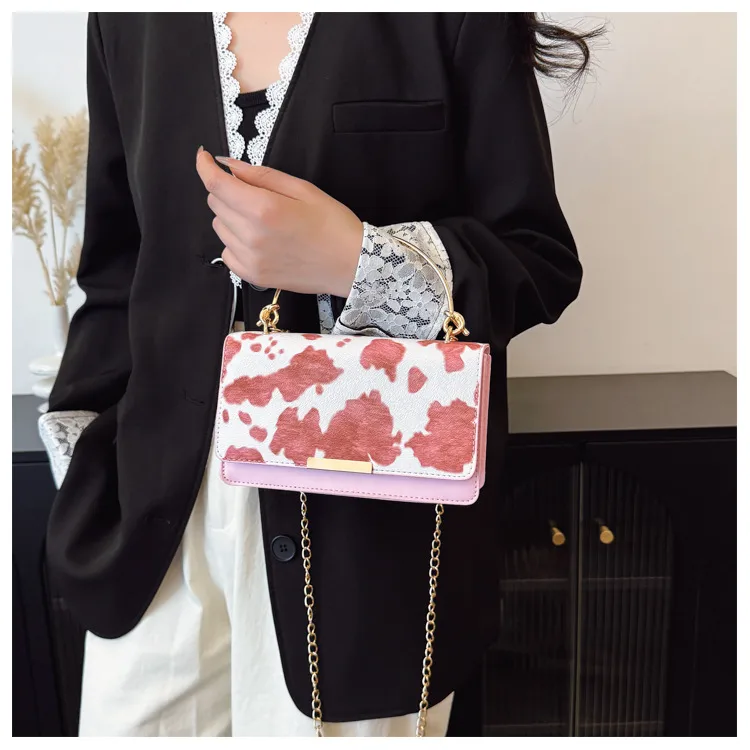 Special-Interest Design Cows Pattern Portable Women's Bag  New Simple Fashion Shoulder Messenger Bag Western Style Small Square Bag Fashion display picture 13