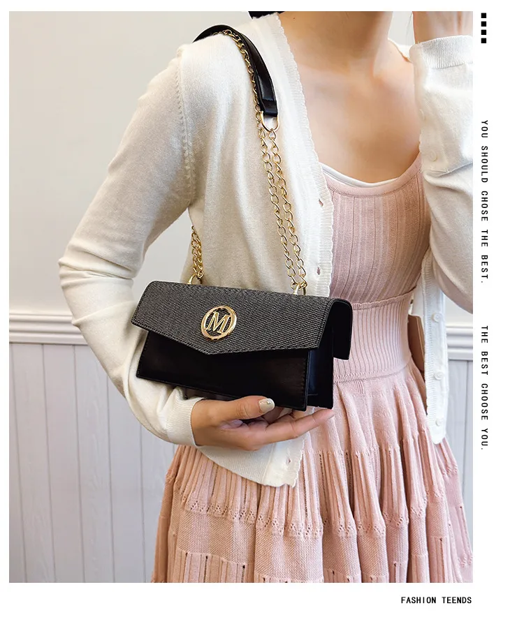 Crossbody Bag  Retro Personalized Women's Western Style  Fashion Minority Design Women's Bag New Shoulder Small Square Bag display picture 1