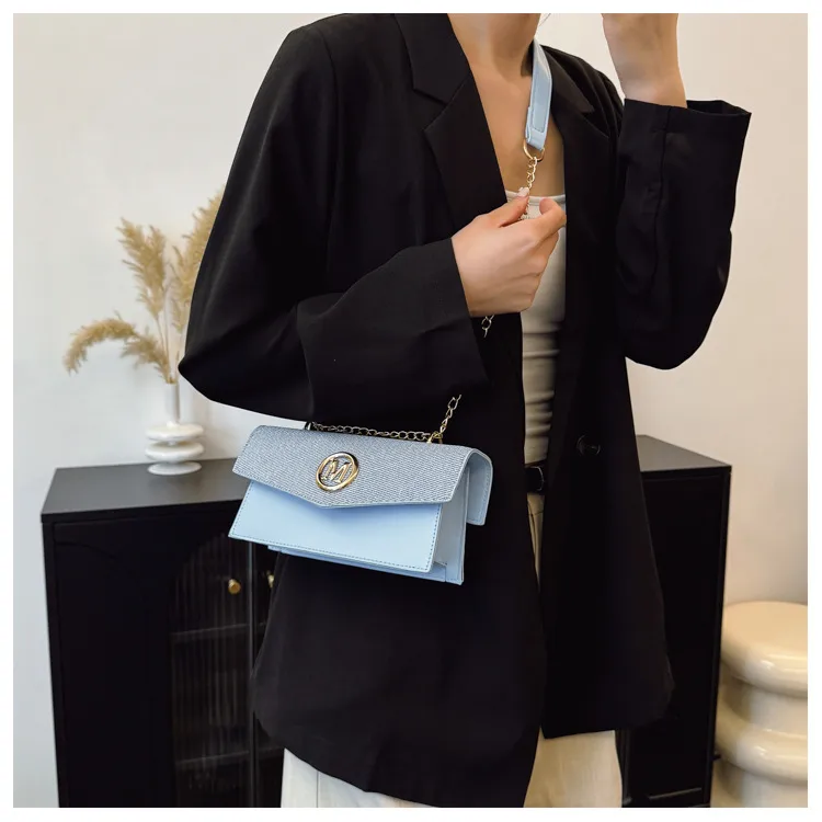 Crossbody Bag  Retro Personalized Women's Western Style  Fashion Minority Design Women's Bag New Shoulder Small Square Bag display picture 12