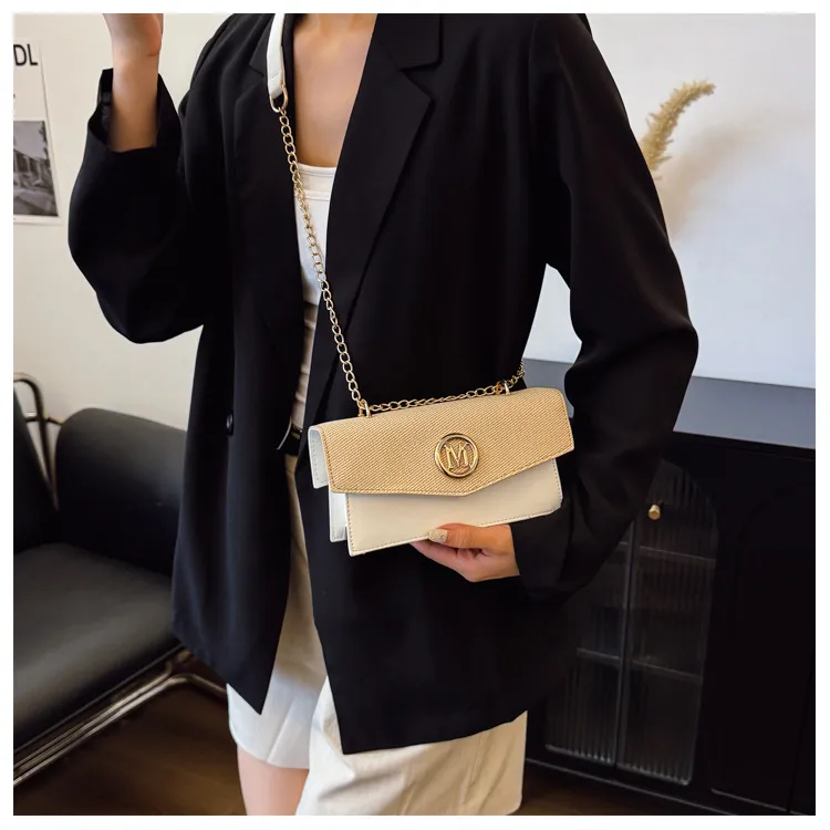 Crossbody Bag  Retro Personalized Women's Western Style  Fashion Minority Design Women's Bag New Shoulder Small Square Bag display picture 14