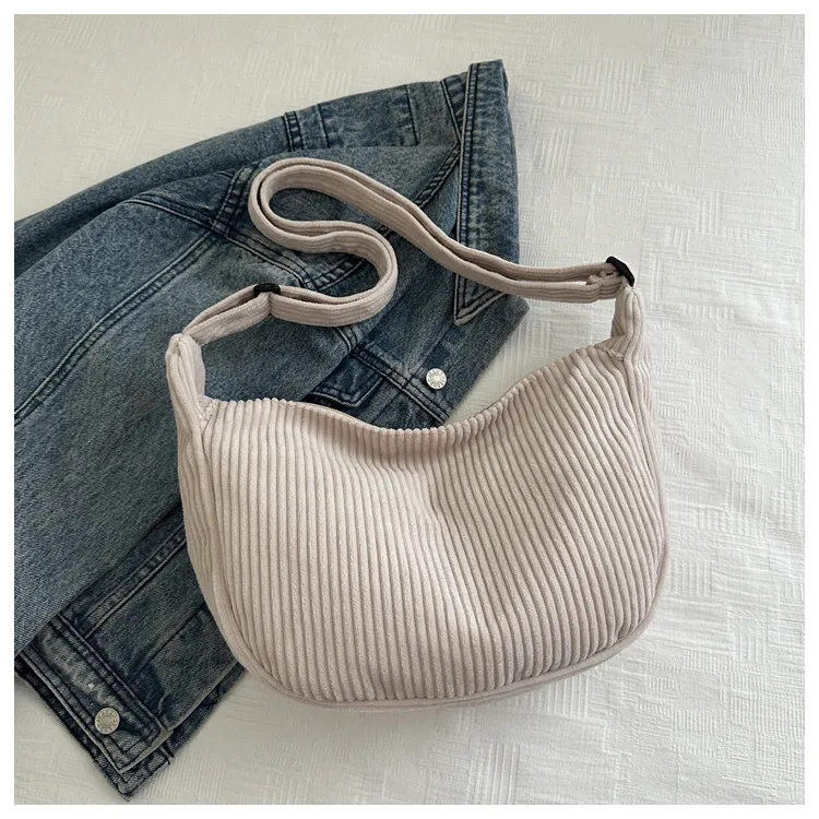 New Large Capacity High Sense Leisure Commute Crossbody Bag Adjustable Shoulder New Style Niche Canvas Bag For Women display picture 5