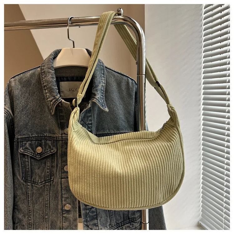 New Large Capacity High Sense Leisure Commute Crossbody Bag Adjustable Shoulder New Style Niche Canvas Bag For Women display picture 22