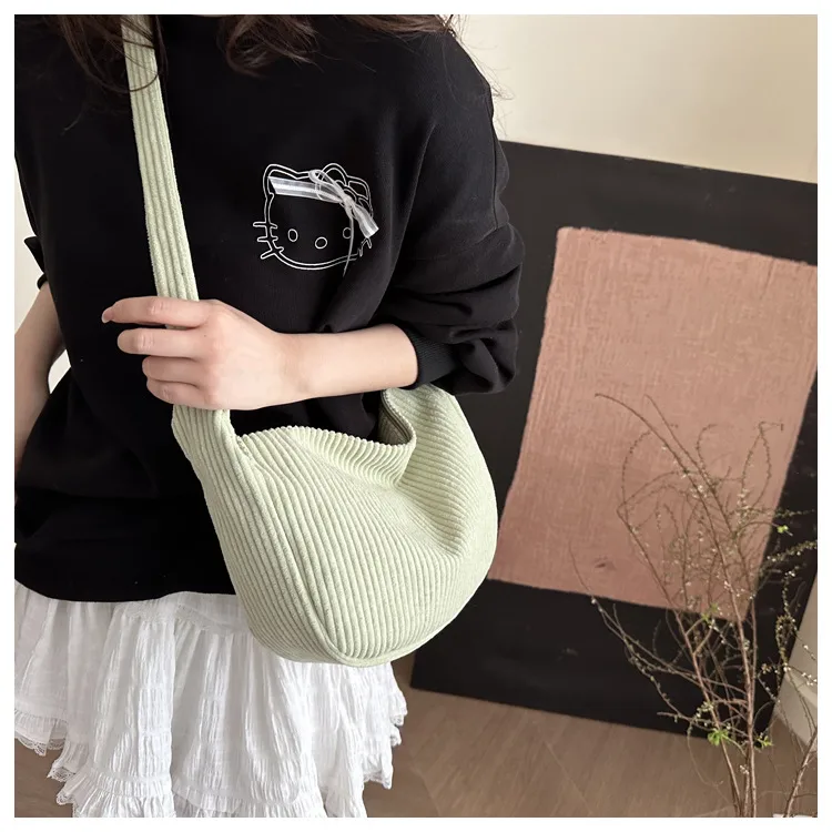 New Large Capacity High Sense Leisure Commute Crossbody Bag Adjustable Shoulder New Style Niche Canvas Bag For Women display picture 30