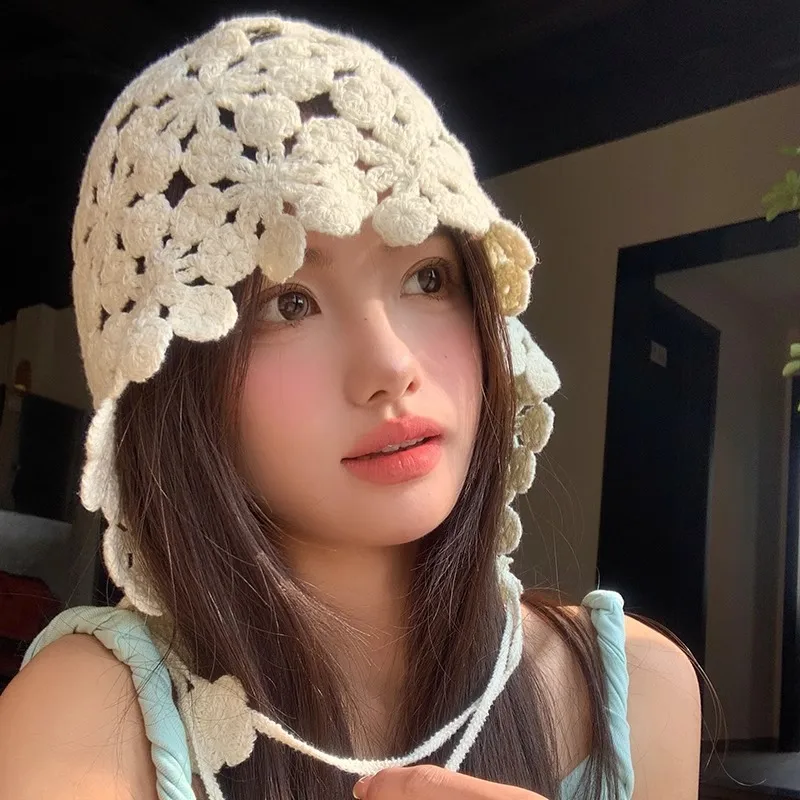 Vintage Vacation Knitted Pearl Hollow Hollow Bag Hat Summer Thin Face Showing Small All-Match Sweet Pullover Heap Tassel Hat display picture 2