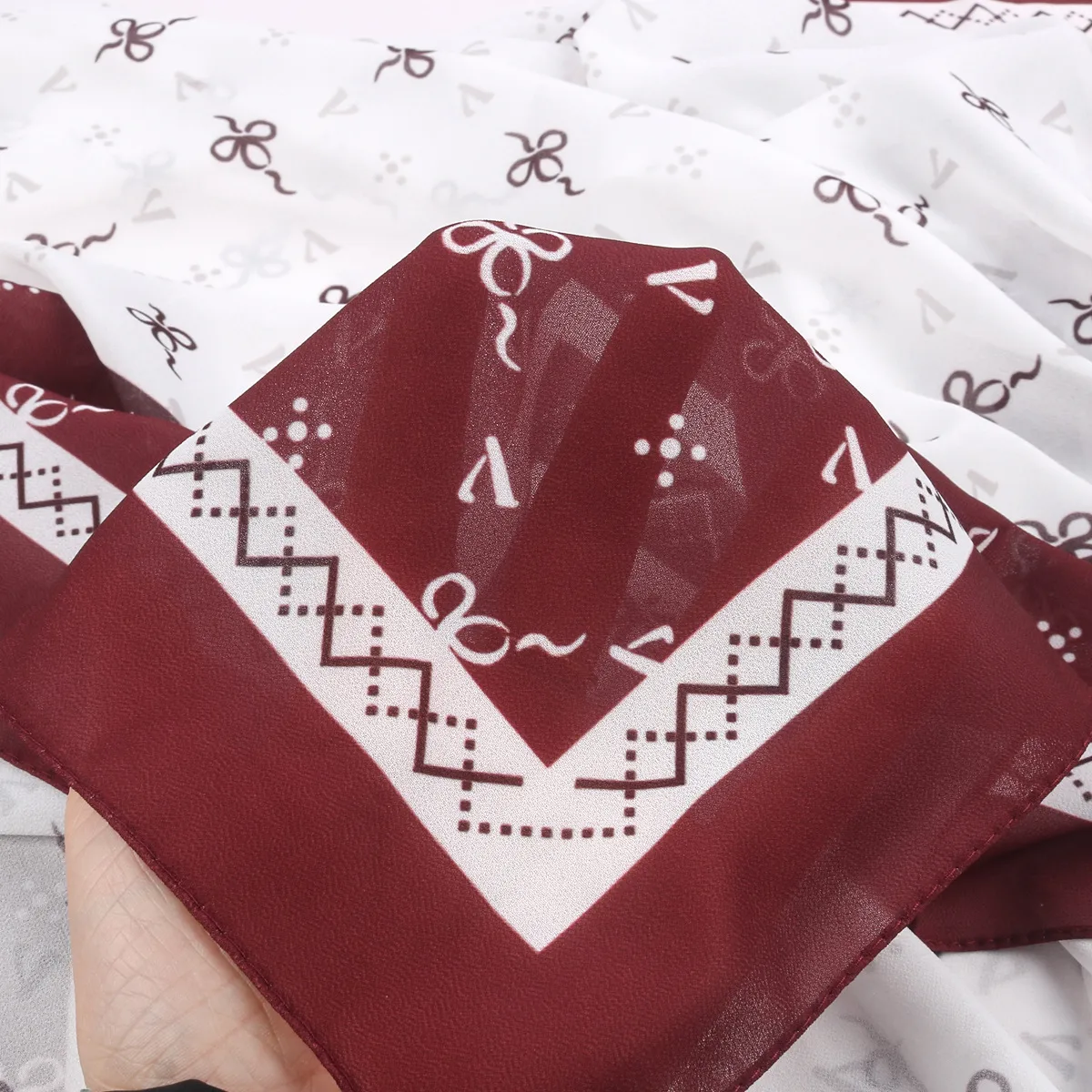 New High-grade Printed Satin Chiffon Scarf Malaysia Scarf Long Scarf Middle East Dubai Turban display picture 7
