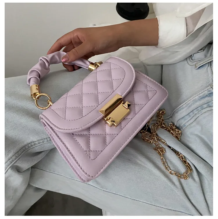 Popular All-Matching Ins Women's Bag 2022 Popular New Trendy Fashion Chain Crossbody Internet Celebrity Hand-Carrying Small Square Bag display picture 2