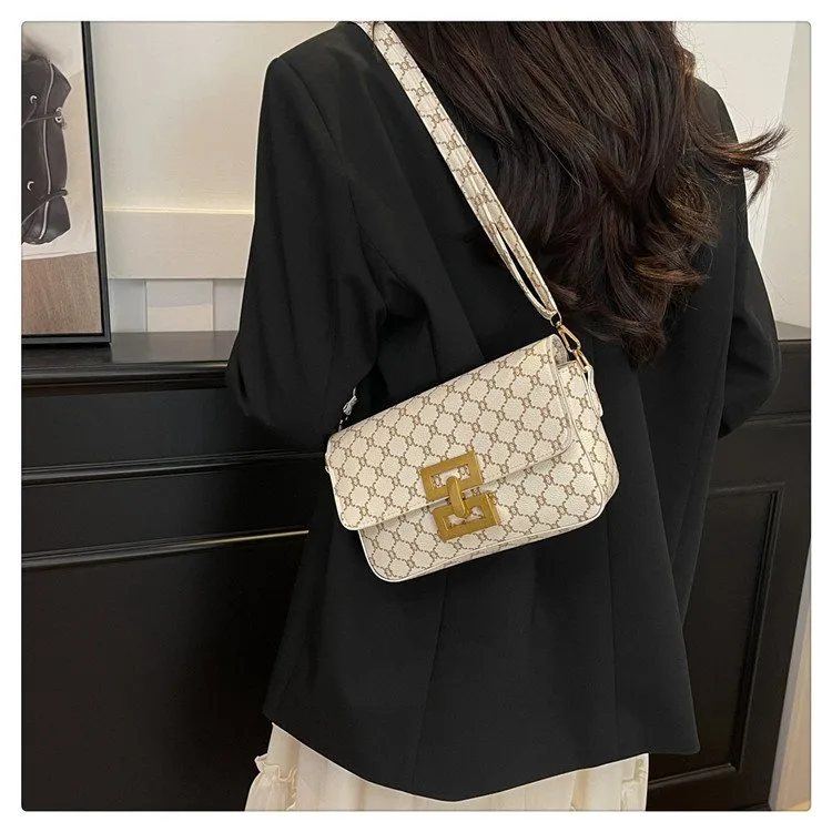 Women's Pu Leather Plaid Streetwear Square Flip Cover Shoulder Bag display picture 12