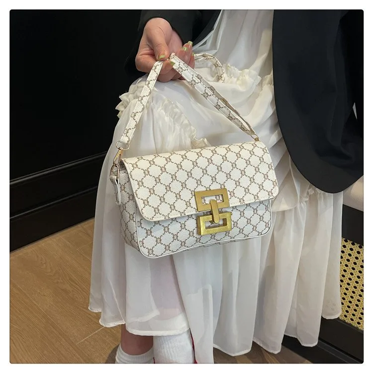 Women's Pu Leather Plaid Streetwear Square Flip Cover Shoulder Bag display picture 8