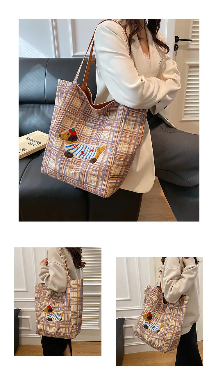 New Style Plaid Puppy Tote Bag 2024 New Large Capacity Underarm Shoulder Bag Casual All-Match Double-Sided Cloth Bag display picture 5