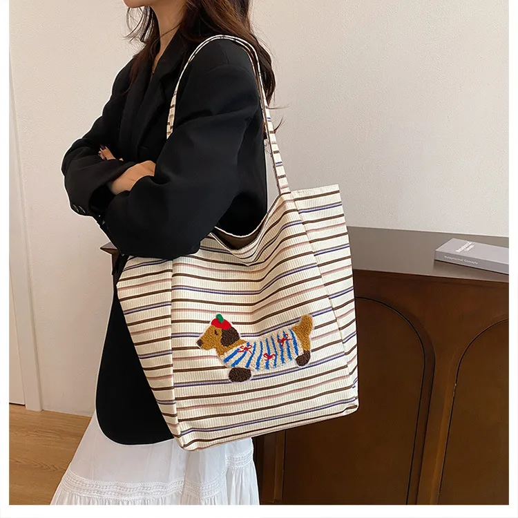 New Style Plaid Puppy Tote Bag 2024 New Large Capacity Underarm Shoulder Bag Casual All-Match Double-Sided Cloth Bag display picture 15
