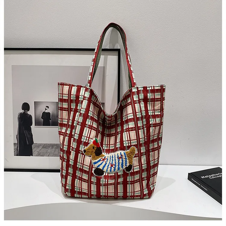 New Style Plaid Puppy Tote Bag 2024 New Large Capacity Underarm Shoulder Bag Casual All-Match Double-Sided Cloth Bag display picture 23