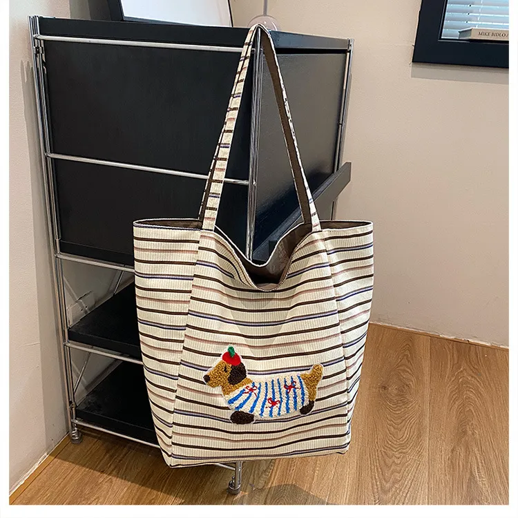 New Style Plaid Puppy Tote Bag 2024 New Large Capacity Underarm Shoulder Bag Casual All-Match Double-Sided Cloth Bag display picture 32