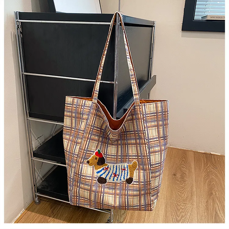 New Style Plaid Puppy Tote Bag 2024 New Large Capacity Underarm Shoulder Bag Casual All-Match Double-Sided Cloth Bag display picture 34