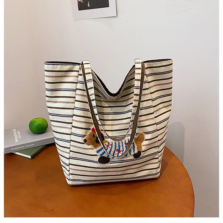 New Style Plaid Puppy Tote Bag 2024 New Large Capacity Underarm Shoulder Bag Casual All-Match Double-Sided Cloth Bag display picture 35