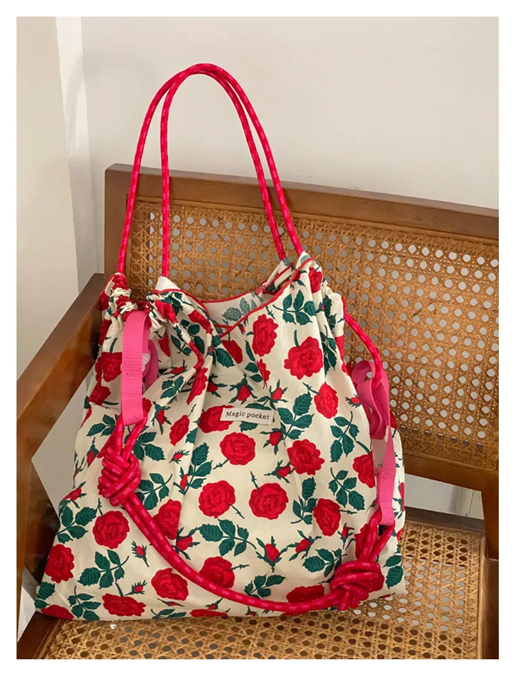 Yayu/Hyun-a Small Floral Canvas Shoulder Bag Women's Large Capacity New Ins Tote Bag Casual Bag display picture 1