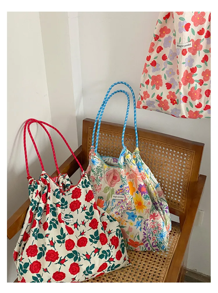Yayu/Hyun-a Small Floral Canvas Shoulder Bag Women's Large Capacity New Ins Tote Bag Casual Bag display picture 6