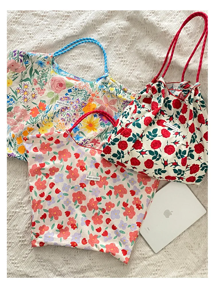 Yayu/Hyun-a Small Floral Canvas Shoulder Bag Women's Large Capacity New Ins Tote Bag Casual Bag display picture 12