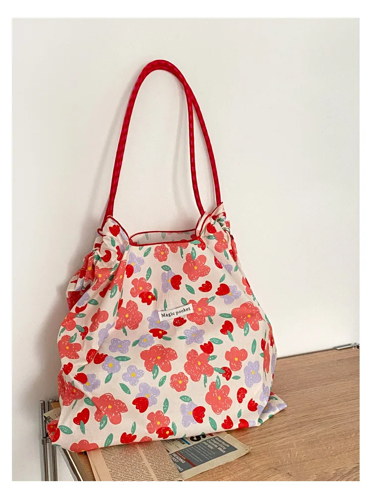 Yayu/Hyun-a Small Floral Canvas Shoulder Bag Women's Large Capacity New Ins Tote Bag Casual Bag display picture 13