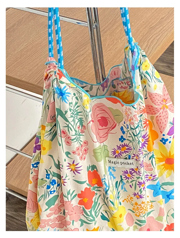 Yayu/Hyun-a Small Floral Canvas Shoulder Bag Women's Large Capacity New Ins Tote Bag Casual Bag display picture 22