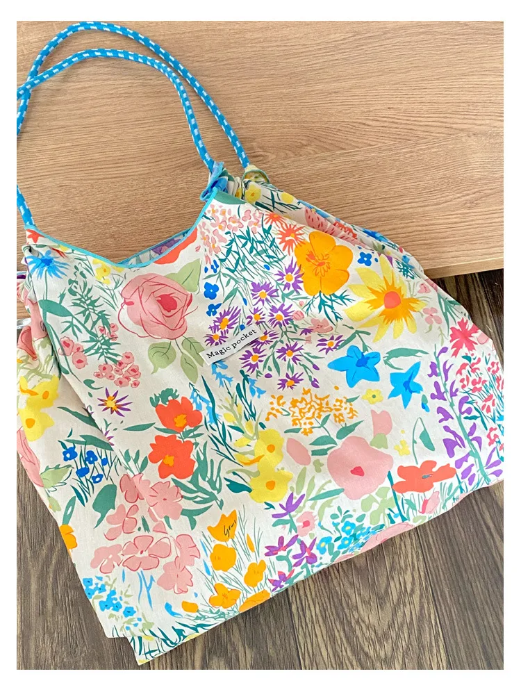 Yayu/Hyun-a Small Floral Canvas Shoulder Bag Women's Large Capacity New Ins Tote Bag Casual Bag display picture 23