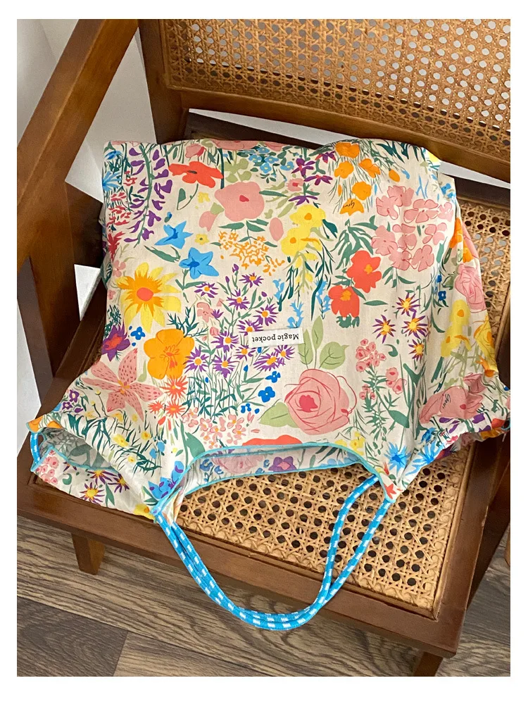 Yayu/Hyun-a Small Floral Canvas Shoulder Bag Women's Large Capacity New Ins Tote Bag Casual Bag display picture 25
