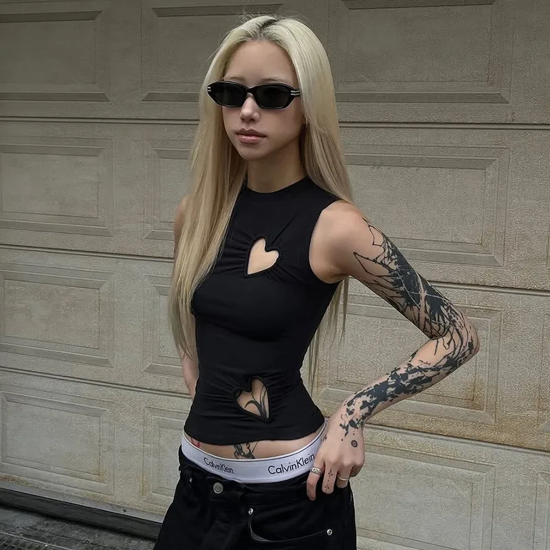 Women's T-shirt Sleeveless T-Shirts Fresh And Sweet Sweet Spicy Wind Solid Color display picture 2