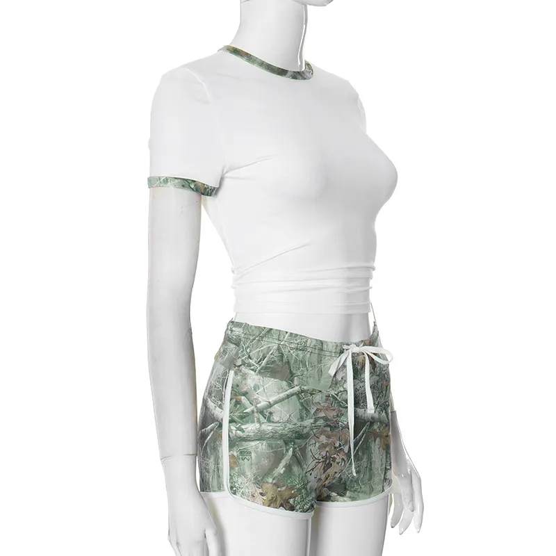 Weekend Women's Simple Style Geometric Spandex Polyester Shorts Co-ord Set Shorts Sets display picture 15