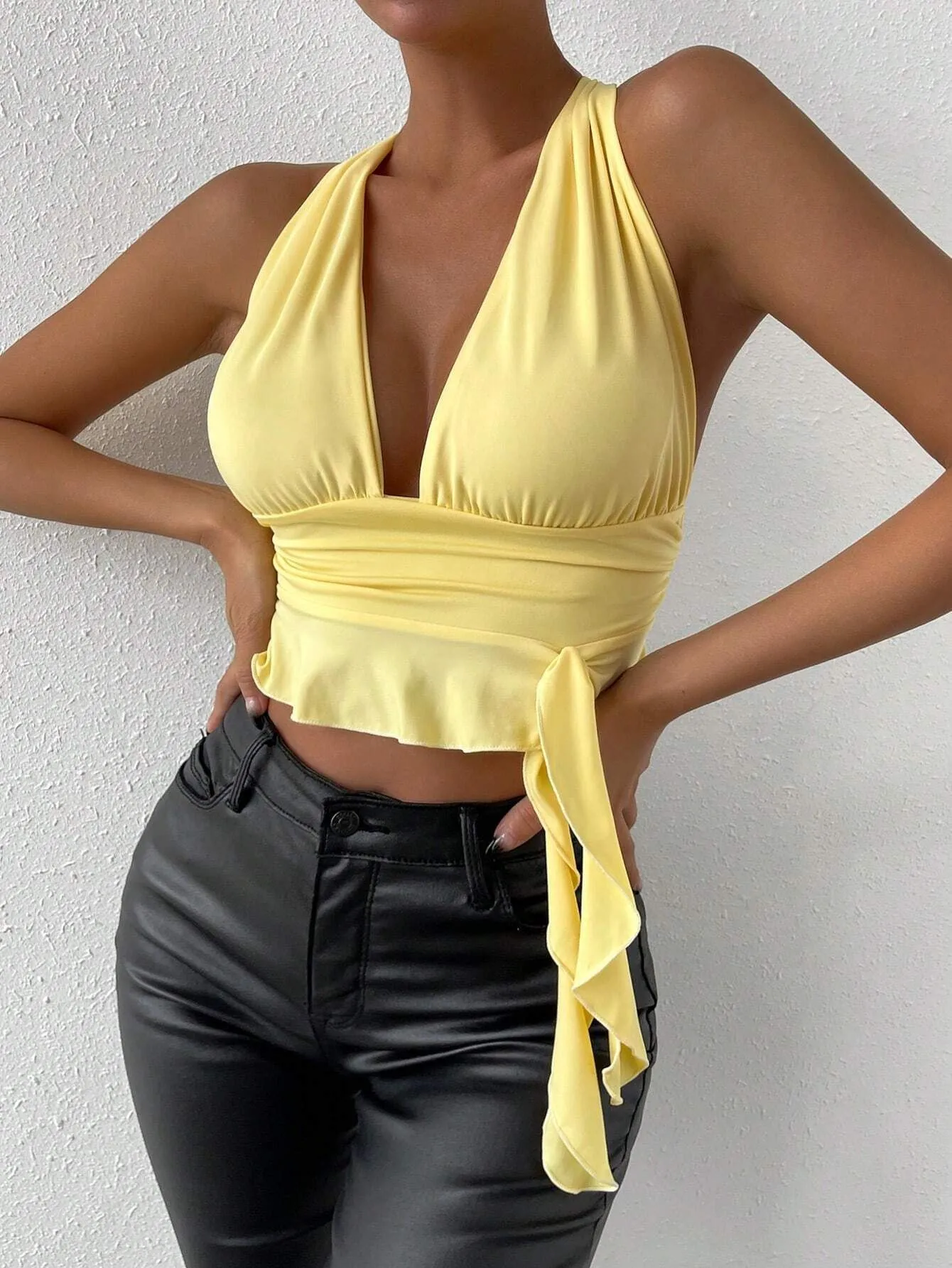 New   Milk Silk Sexy Hot Girl Deep V Waist Slim Design Sense Neck Top display picture 6