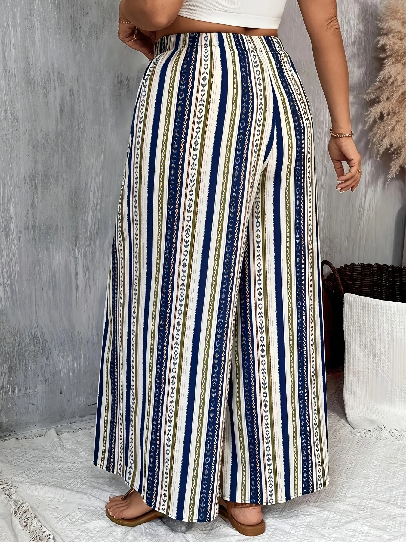 Europe, America, Spring And Summer   New Four Seasons Casual Wide Leg Pants Printed Explosions Loose Pants For Women display picture 2